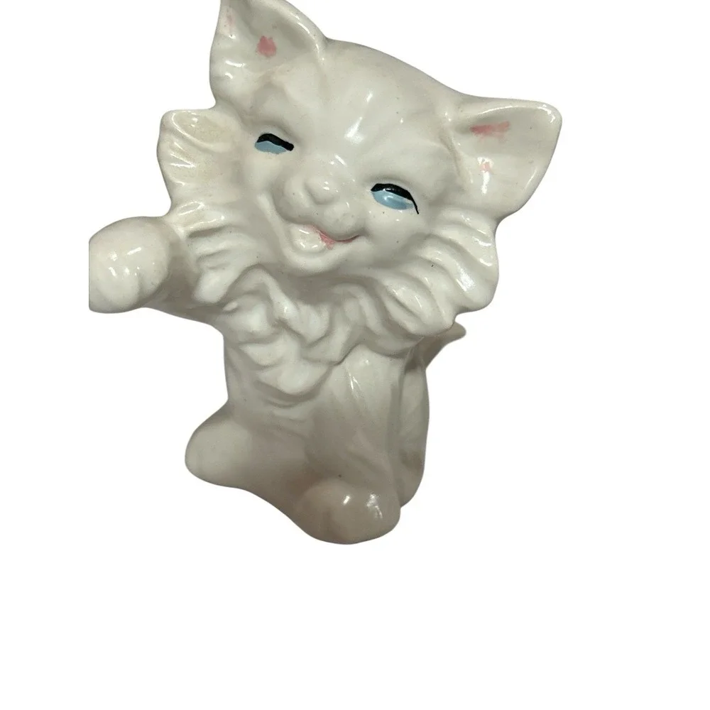 Playful White Blue Eyed Persian Kitten/Cat Porcelain Figurines 5